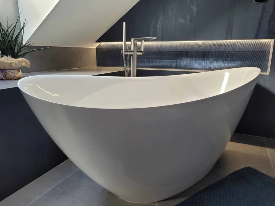 Ile kosztuje robocizna łazienki? Sprawdź ceny i uniknij wysokich kosztów